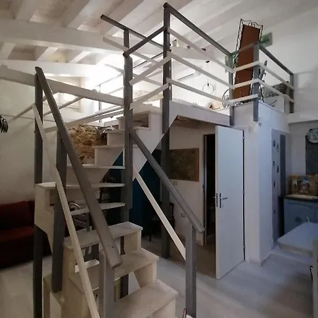 Il Cortiletto Di Via Minniti Bed & Breakfast *