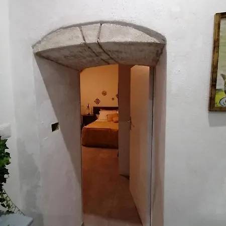 Il Cortiletto Di Via Minniti Bed & Breakfast 3*