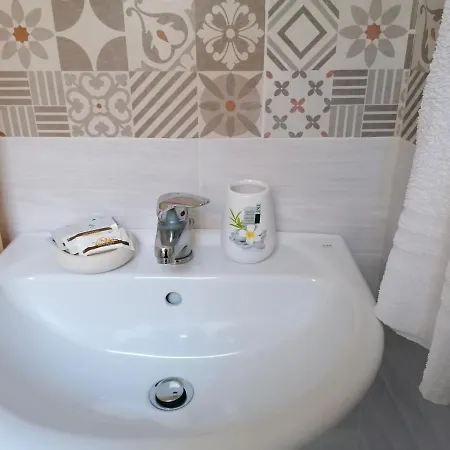 Bed & Breakfast Il Cortiletto Di Via Minniti Syracuse